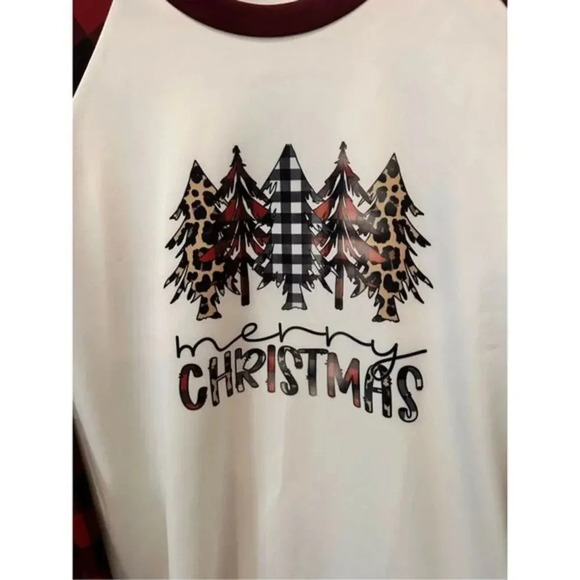 Merry Christmas Plaid New Sweater Size Medium - Picture 3 of 5